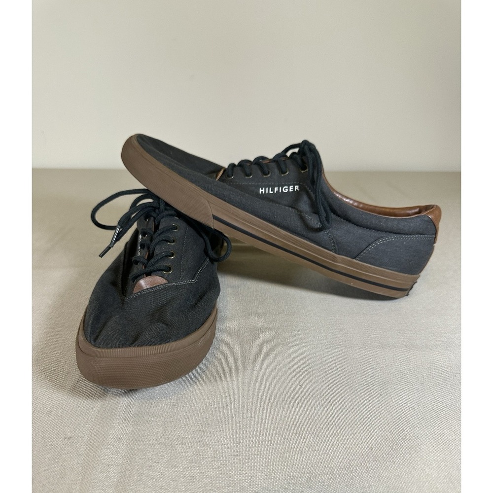 Tommy Hilfiger Shoes Adult Size 12 Grey Trendy Sneakers NYC Style TMPHELIPO8 R